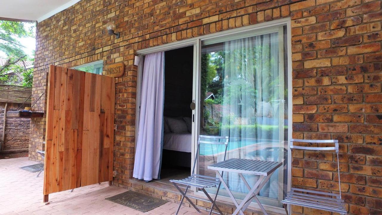 Kruger'S Guest House White River Exterior photo