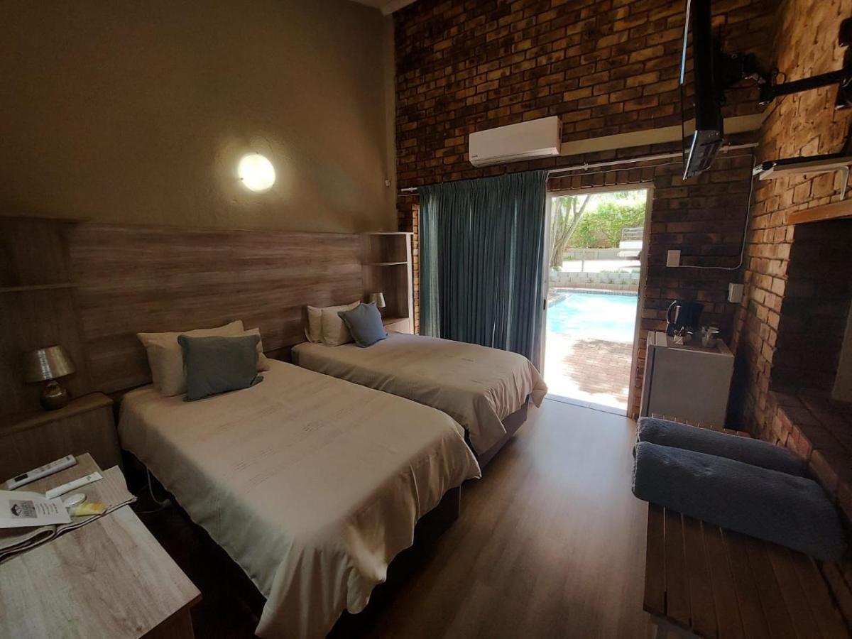 Kruger'S Guest House White River Exterior photo