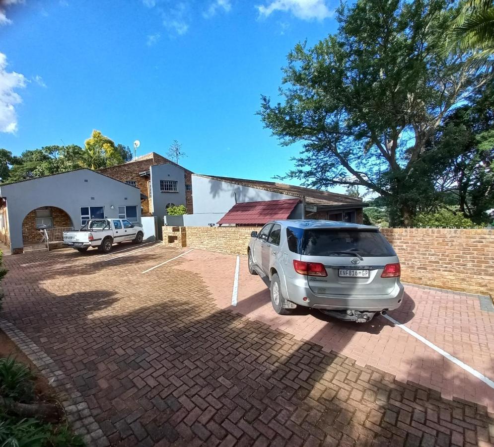 Kruger'S Guest House White River Exterior photo