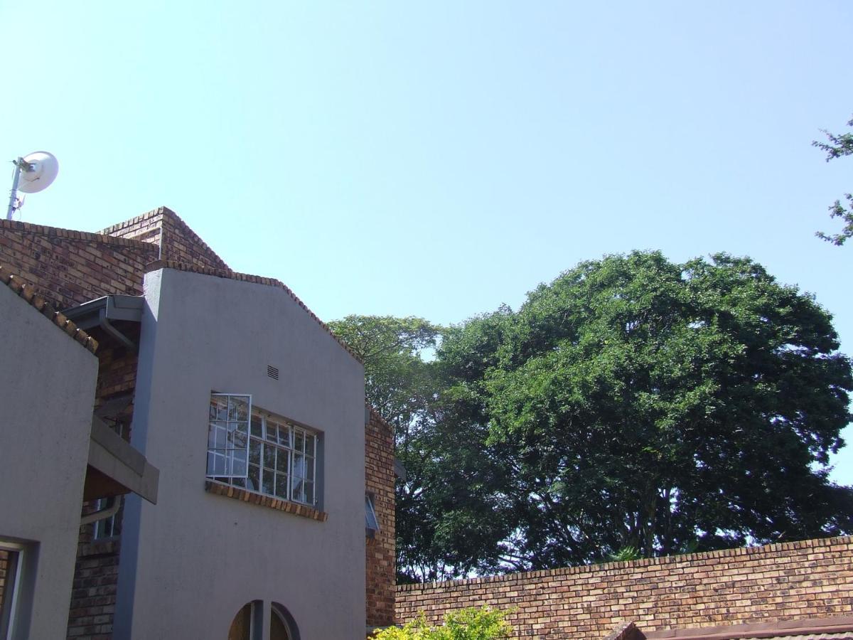 Kruger'S Guest House White River Exterior photo